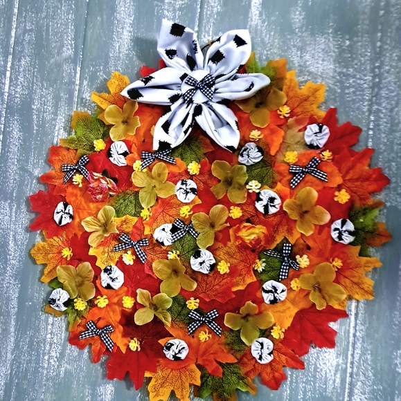 Hand Crafted Other - Beautiful handmade fall wreath 16"x16 and a free gift 🎁